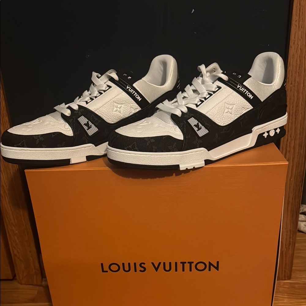 Louis Vuitton Men's Black and White Sneakers